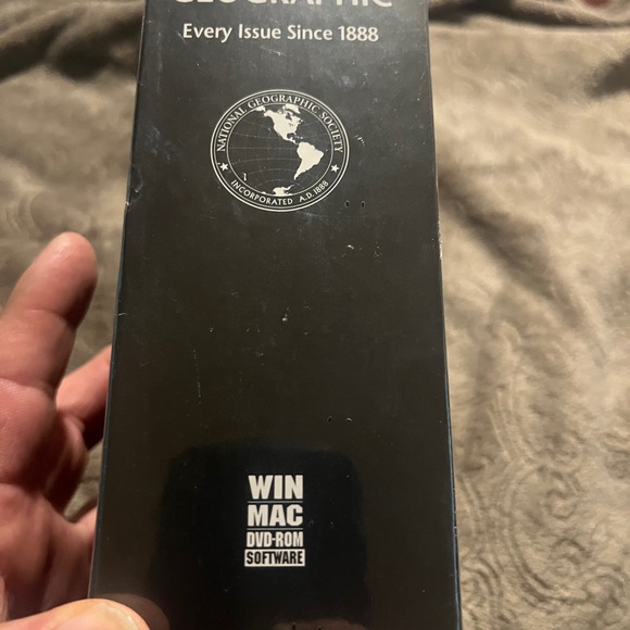 🔥 The Complete National Geographic: 125 Years on DVD-ROM . 8 CD’s . New - Picture 2 of 5